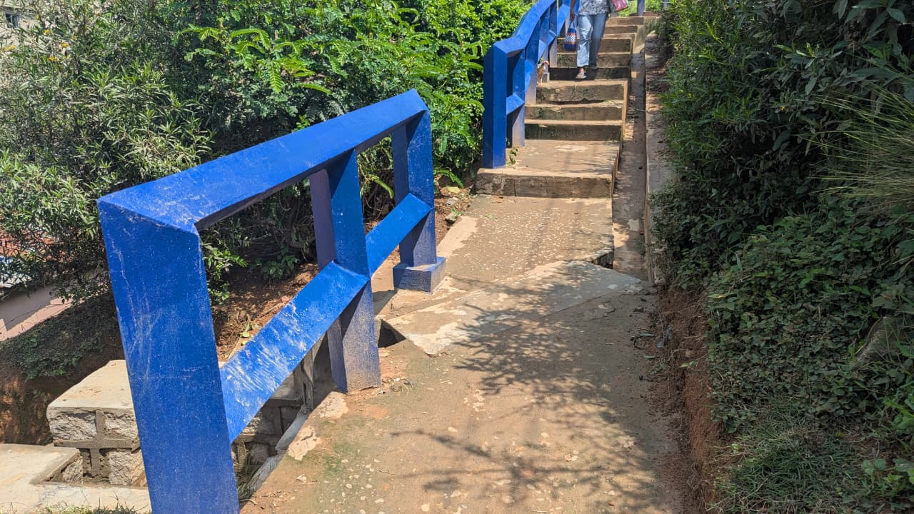 LALANKELY III - Réhabilitation d’un escalier au Fokontany Ambodihady – 6ᵉ arrondissement